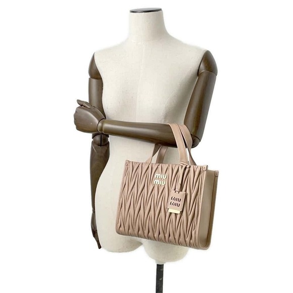 Miu Miu Matelassé Leather Tote Bag Handbag - Picture 5 of 11